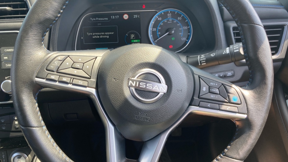 Nissan Leaf Leaf N-connecta Blue #26