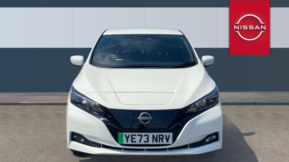 Nissan Leaf Shiro White #3