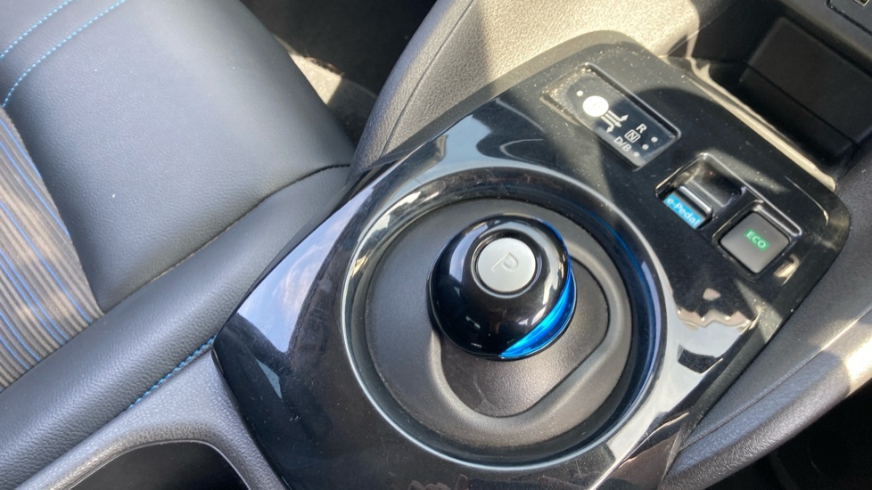 Nissan Leaf Leaf N-connecta Blue #13