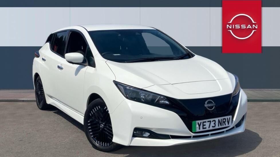 Nissan Leaf Shiro White