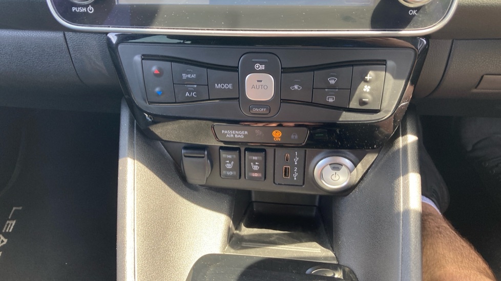 Nissan Leaf Leaf N-connecta Blue #22