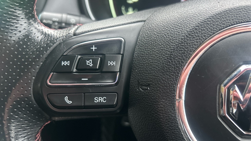 MG HS 1.5 Excite Dct 160 Bhp Black #23