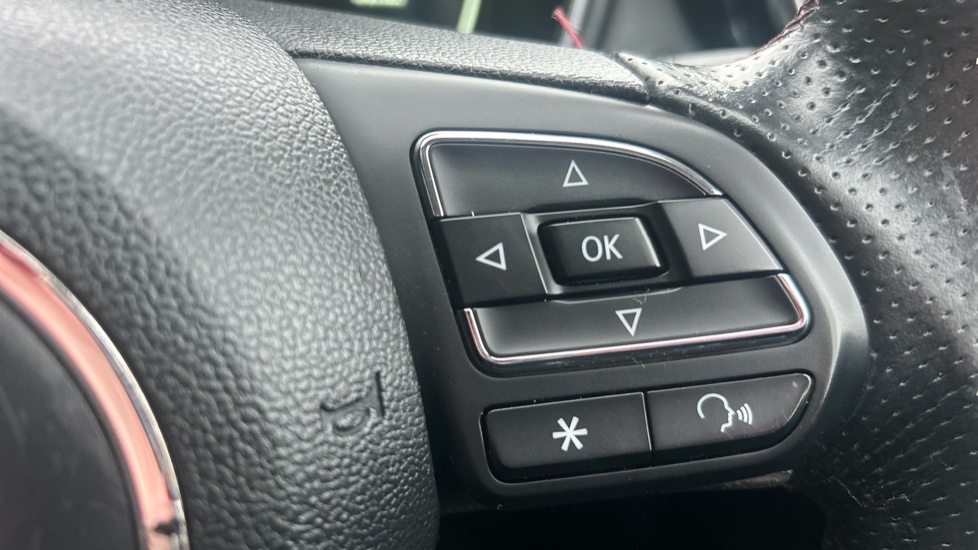 MG HS 1.5 Excite Dct 160 Bhp Black #24