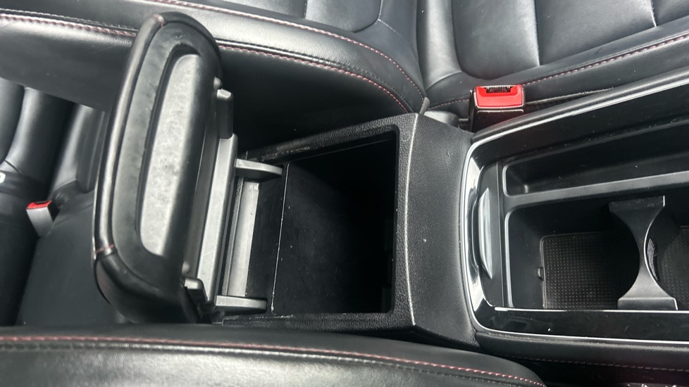 MG HS 1.5 Excite Dct 160 Bhp Black #18