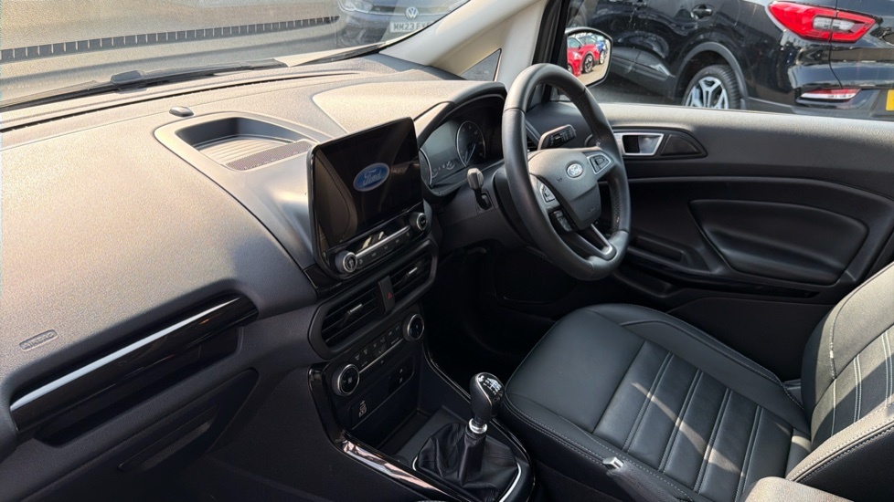 Ford Ecosport Active White #8