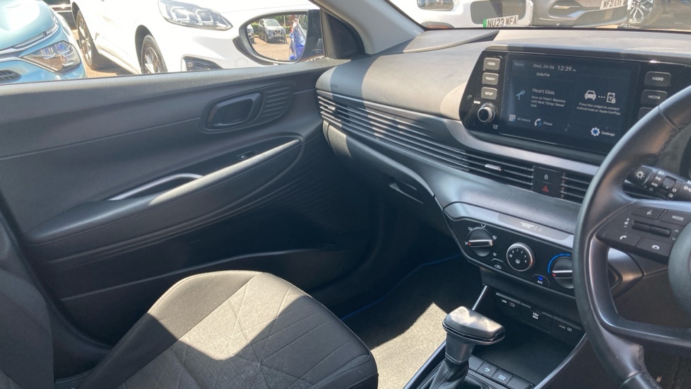 Hyundai Bayon Premium Brown #14