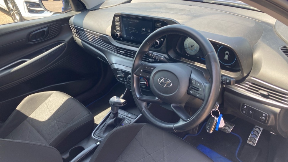 Hyundai Bayon Premium Brown #11
