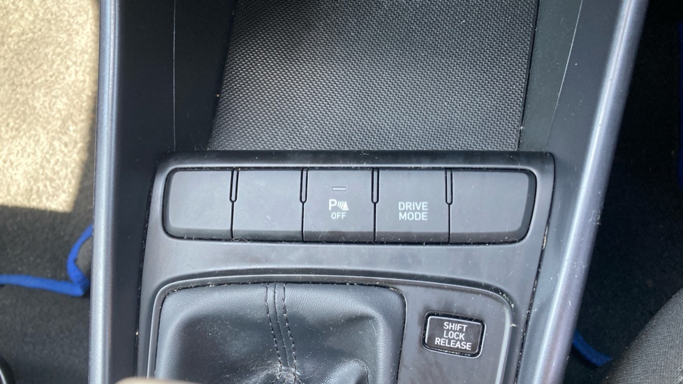 Hyundai Bayon Premium Brown #28