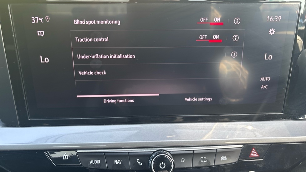 Vauxhall Mokka Ultimate Grey #25
