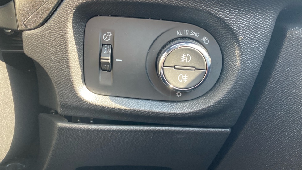 Vauxhall Corsa Ultimate Black #28