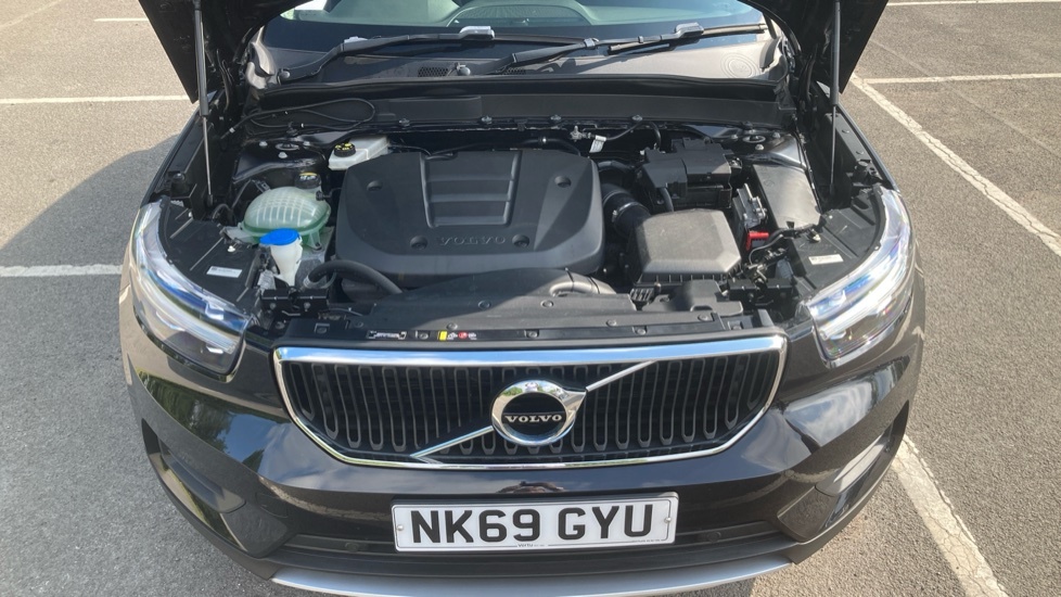 Volvo XC40  Black #8