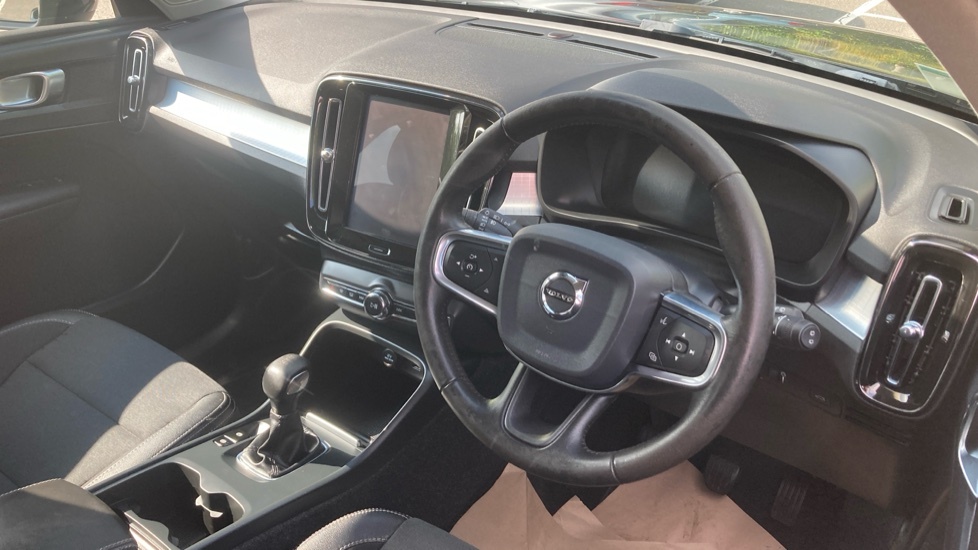Volvo XC40  Black #11