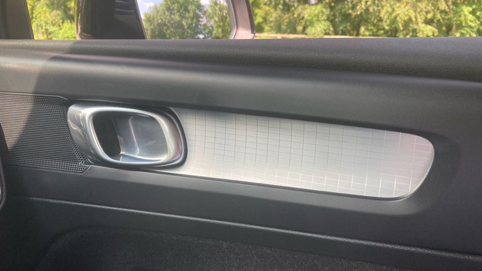 Volvo XC40  Black #26