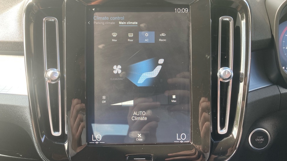 Volvo XC40  Black #31