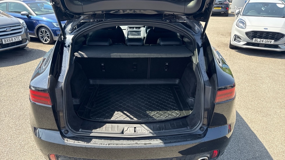 Jaguar E-Pace R-dynamic S Black #4