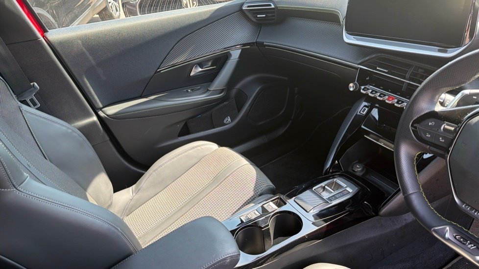 Peugeot 2008 Puretech Ss Active Grey #14
