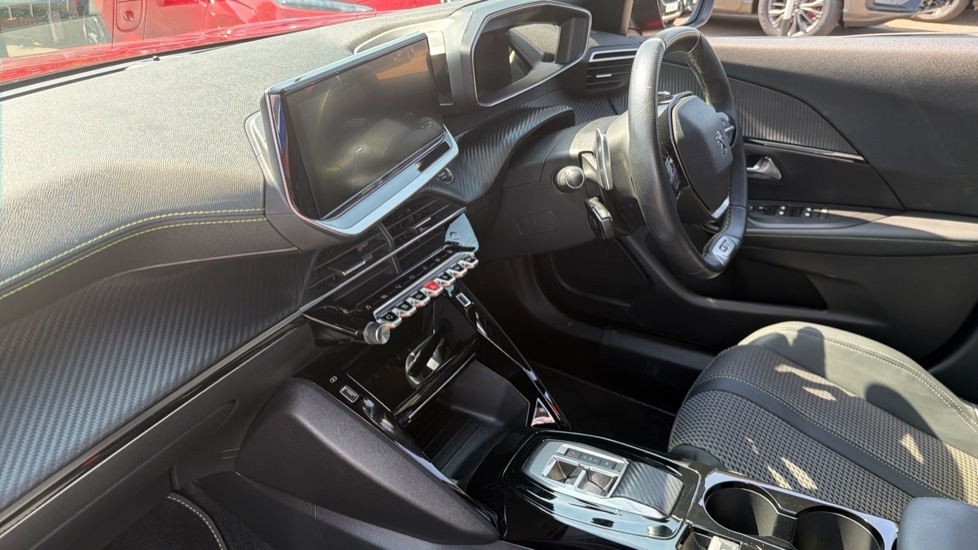 Peugeot 2008 Puretech Ss Active Grey #9
