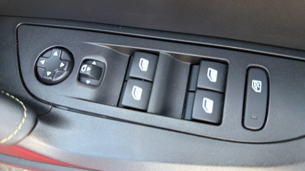 Peugeot 2008 Puretech Ss Active Grey #21