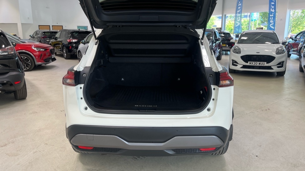 Nissan Qashqai 1.3 Dig-t Mh 158 N-connecta Xtronic Blue #4