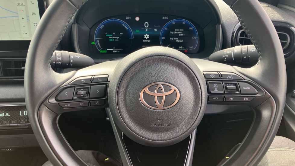Toyota Yaris Excel White #54