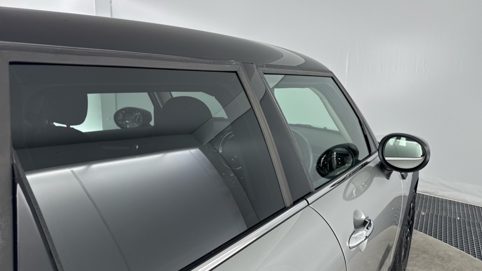 Mini Hatch 2.0 John Cooper Works Black #26