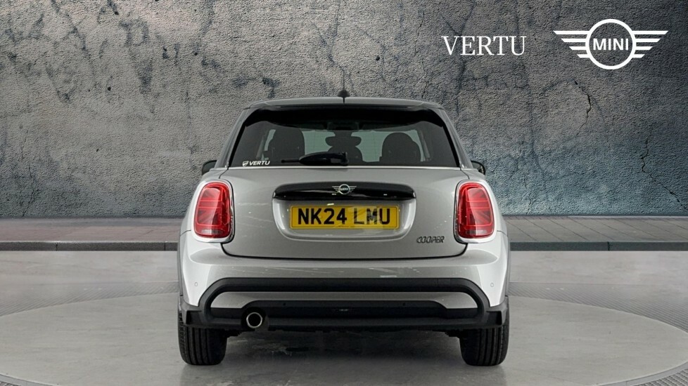 Mini Hatch 2.0 John Cooper Works Black #15