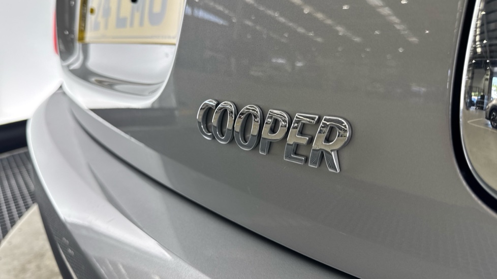 Mini Hatch 2.0 John Cooper Works Black #24