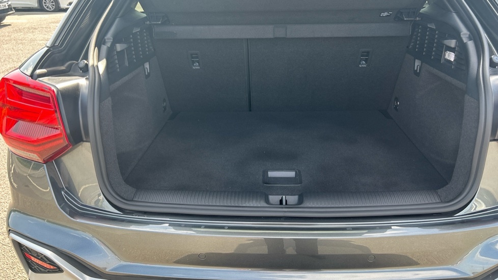 Audi Q2 1.5L S Line Black #4