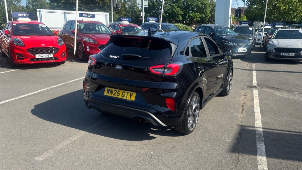 Ford Puma Titanium Black #28