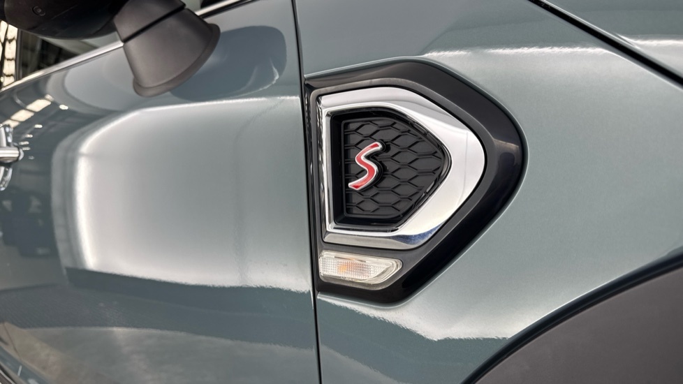 Mini Countryman Cooper Classic Green #31