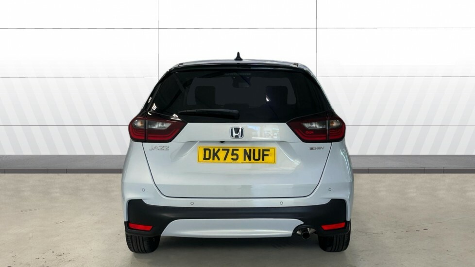Honda Jazz Advance White #6