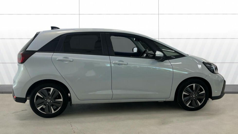 Honda Jazz Advance White #5
