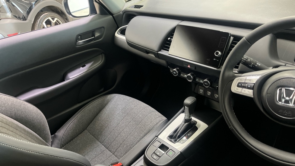 Honda Jazz I-mmd Advance Black #14