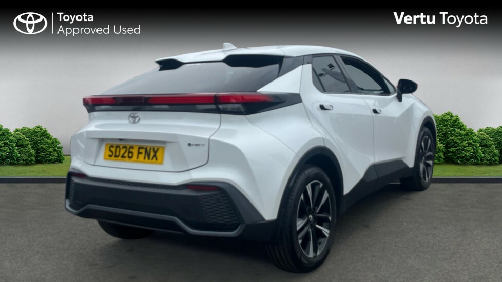 Toyota C-Hr Design White #2