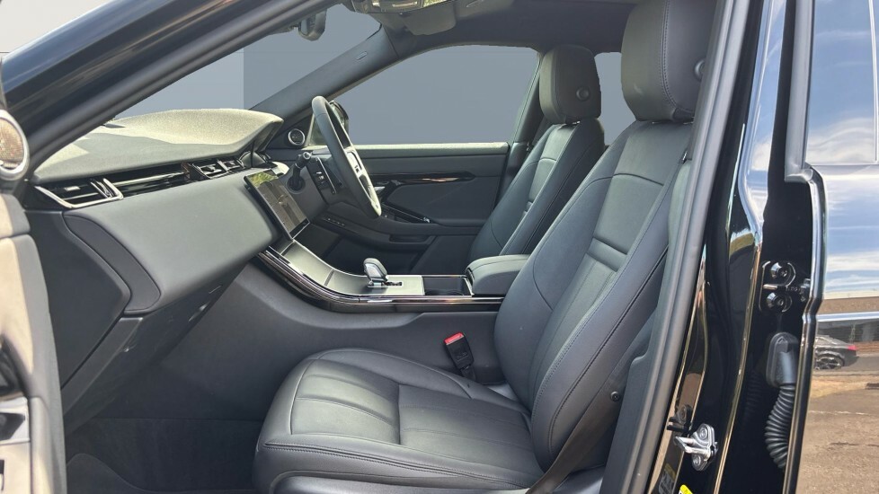 Land Rover Range Rover Evoque Dynamic Se YK75AVJ Black #3