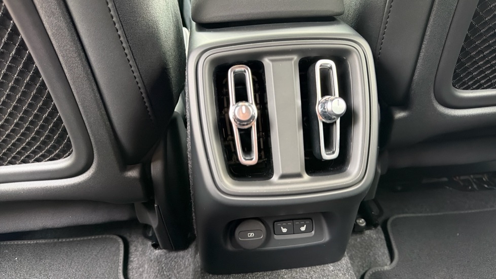 Volvo XC40 Black Edition Plus, B4 Mild Hybrid, Black #51