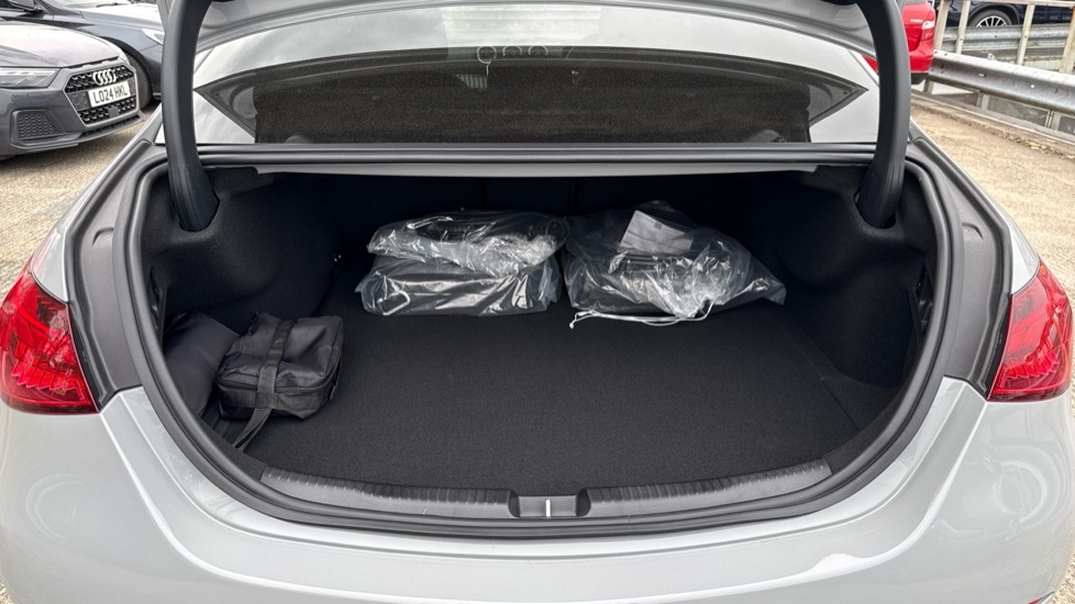 Mercedes-Benz C Class Amg Line OU26SBV Grey #4