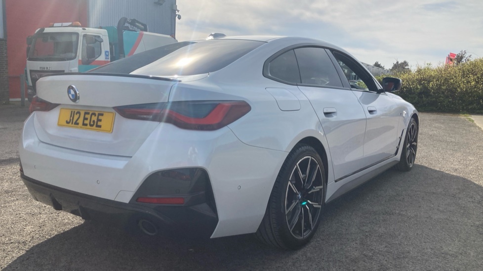 BMW 4 Series M Sport White #4