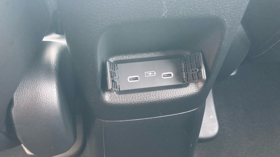 Honda Jazz 1.5 I-mmd Hybrid Elegance Ecvt Blue #22