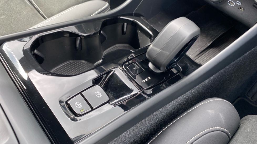 Volvo XC40 2.0 B4 Mhev  #23