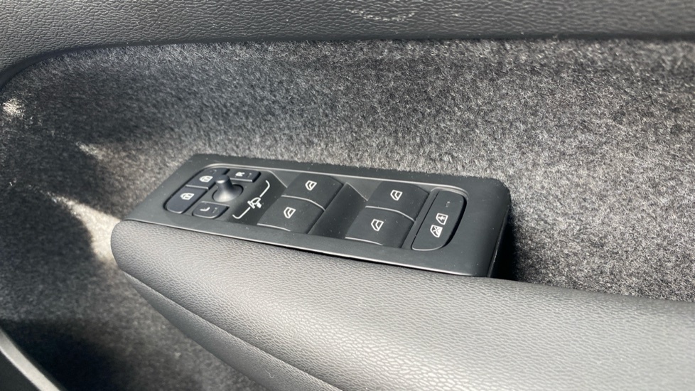 Volvo XC40 2.0 B4 Mhev  #32