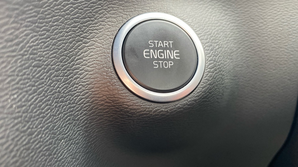 Volvo XC40 2.0 B4 Mhev  #24