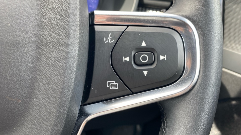 Volvo XC40 2.0 B4 Mhev  #28
