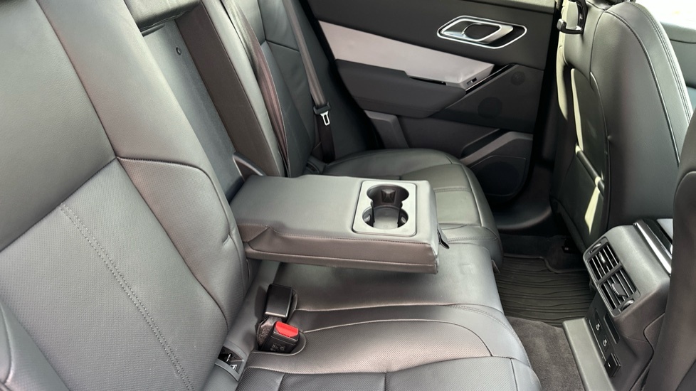 Land Rover Range Rover Velar 2.0 D200 Dynamic Se Grey #40