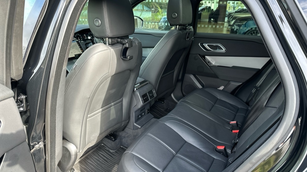 Land Rover Range Rover Velar 2.0 D200 Dynamic Se Grey #29