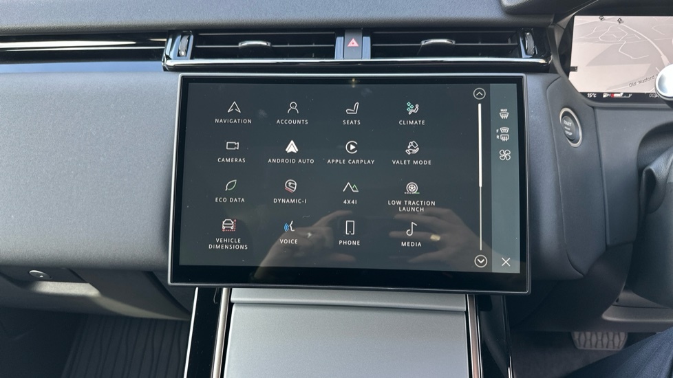 Land Rover Range Rover Velar 2.0 D200 Dynamic Se Grey #55