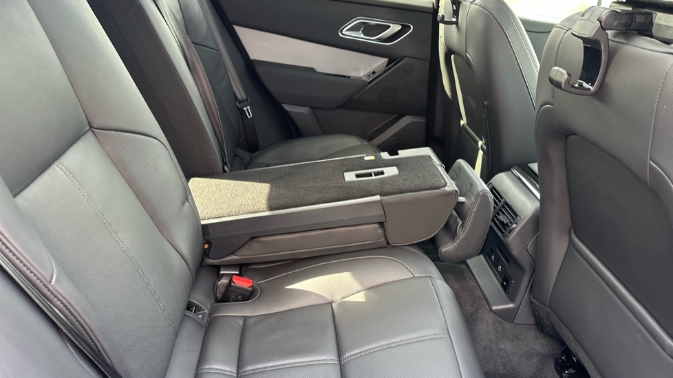 Land Rover Range Rover Velar 2.0 D200 Dynamic Se Grey #38