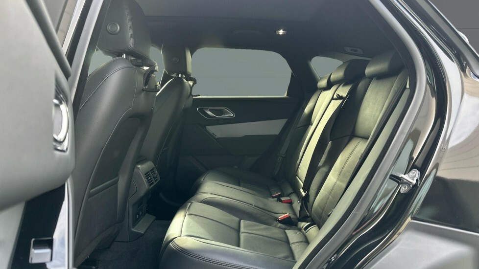 Land Rover Range Rover Velar S Black #4