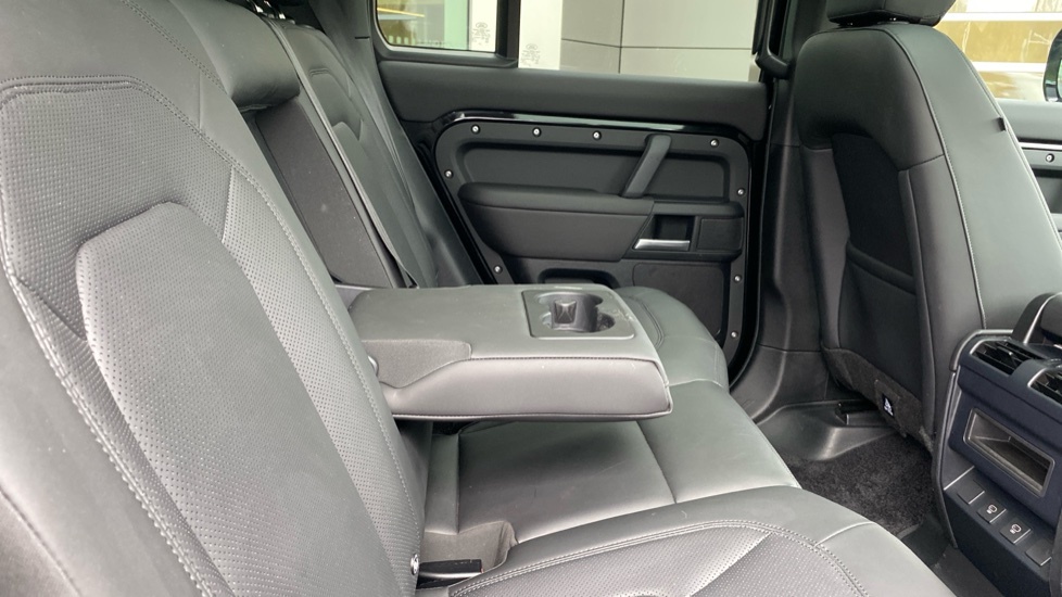 Land Rover Defender Mpv Black #37