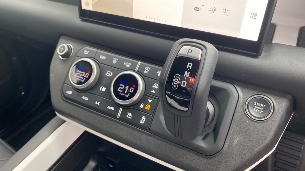 Land Rover Defender Mpv Black #13